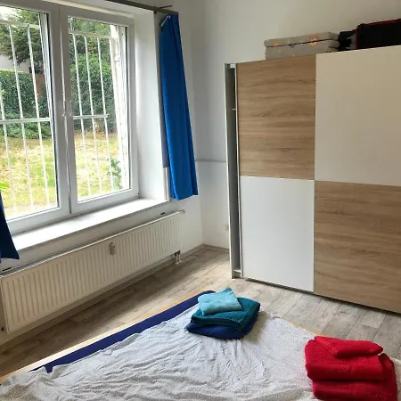 Ruhige Eg Bei Der Burg *